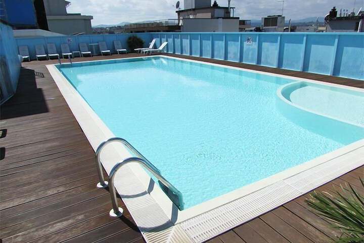 Pools & Facilities