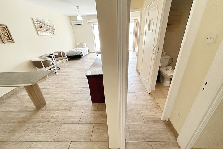 Room 20 of 65