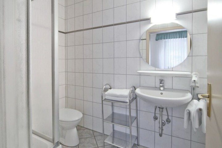 Room 14 of 52