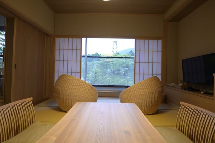 Room 26 of 112
