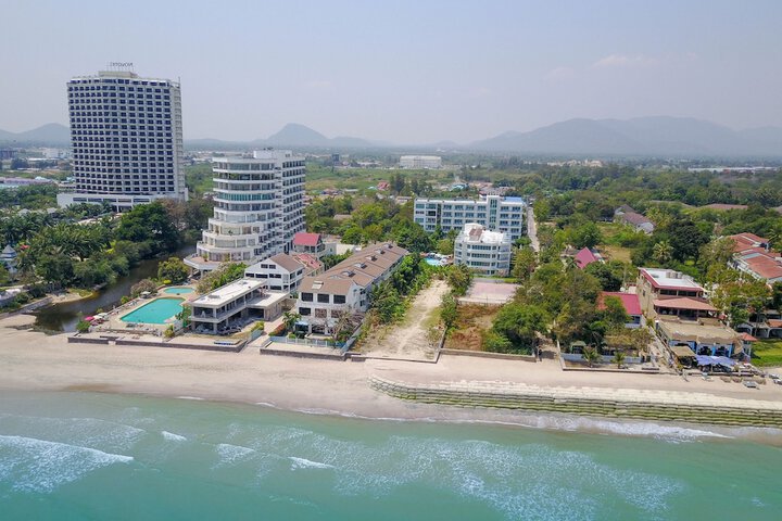 Hotel 103 of 104