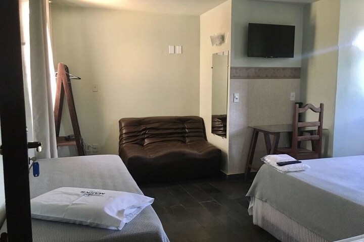 Room 4 of 23