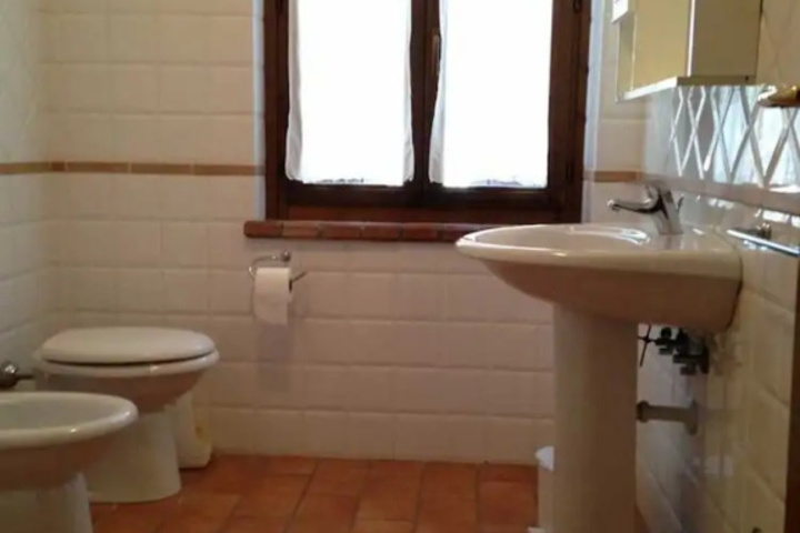 Room 9 of 22