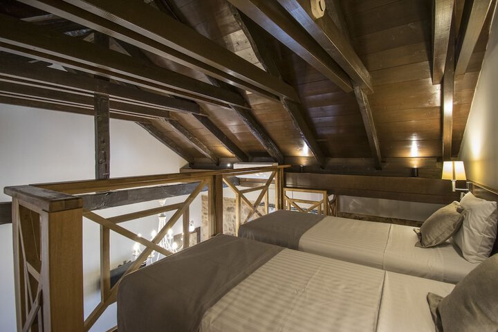 Room 36 of 68