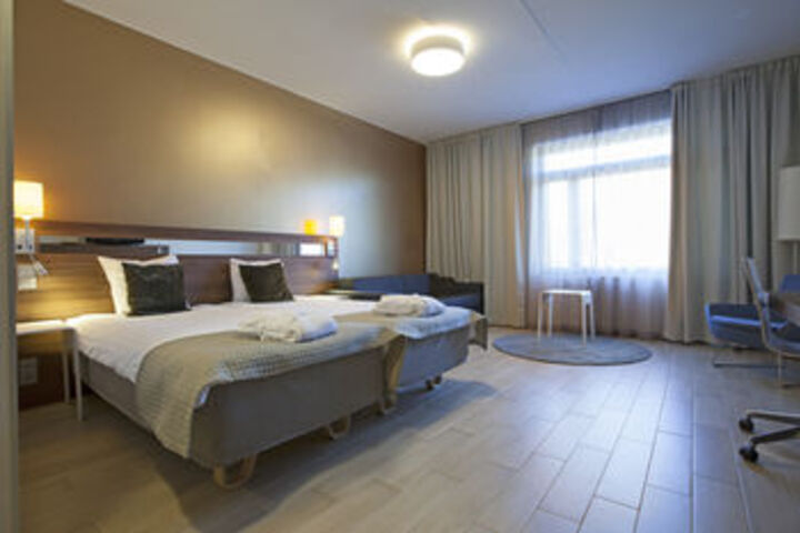Room 18 of 60