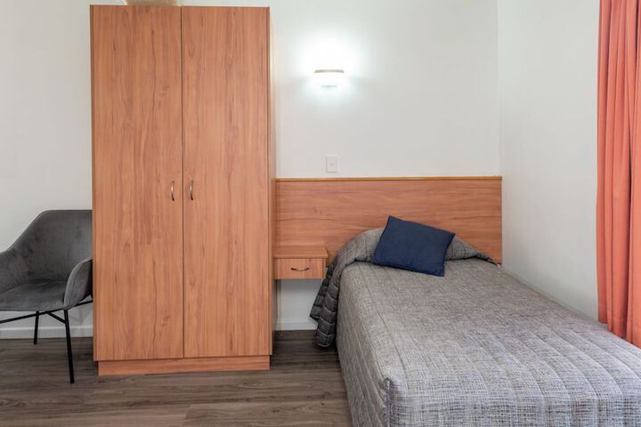 Room 22 of 50