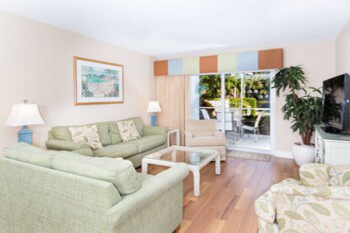 Room 9 of 25