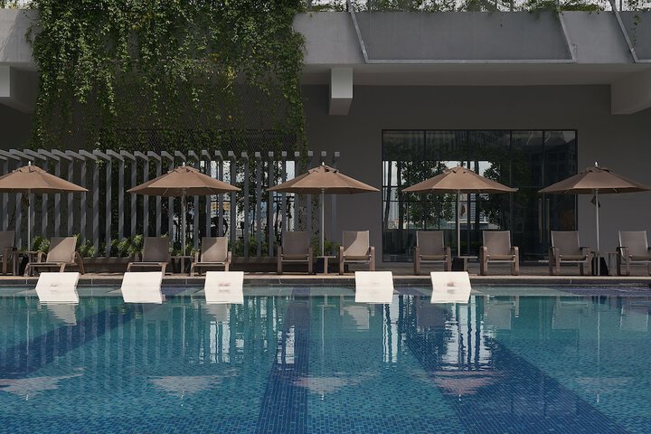Pool 40 of 57