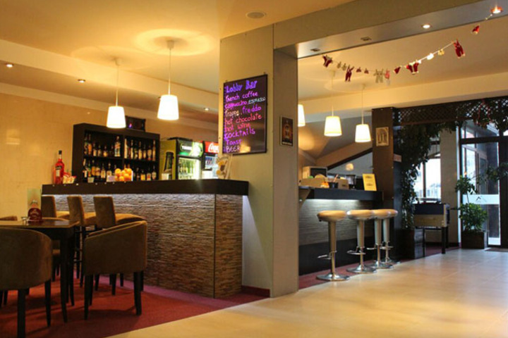 MOUNTAIN PARADISE APARTHOTEL