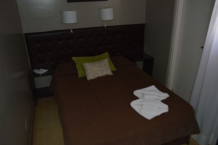 Room 10 of 35