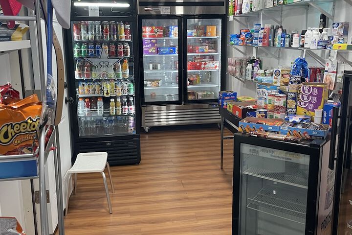 Snack bar