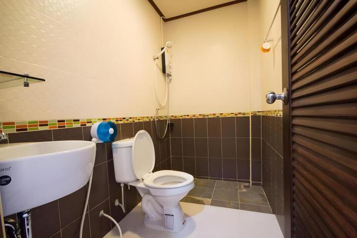Photo 25