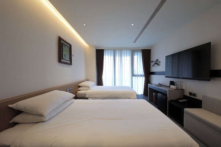 Room 36 of 92