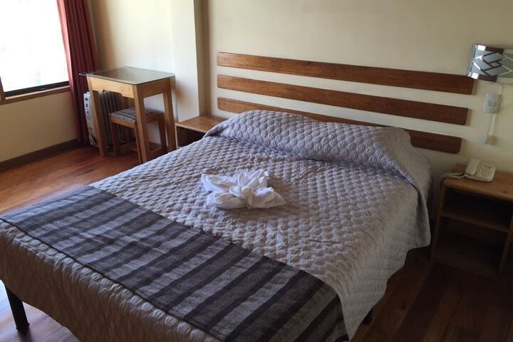 Room 3 of 17