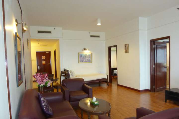 Room 26 of 63