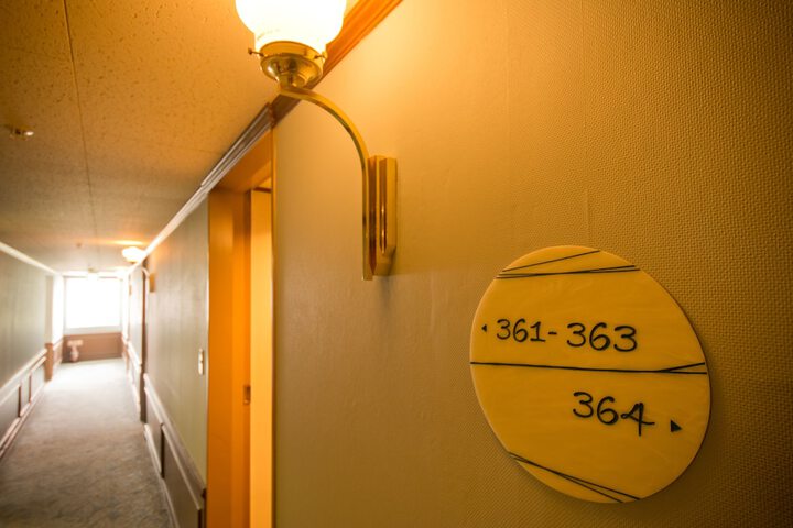 Room 6 of 54