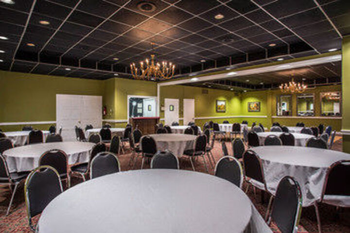 Ballroom/Hall 2 of 23