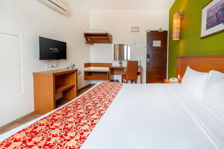 Room 19 of 30