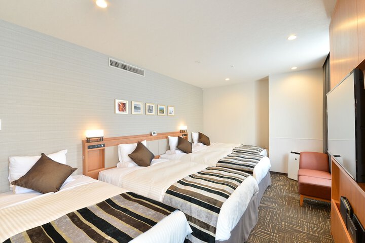 Room 22 of 105