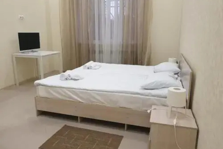 Room 3 of 9