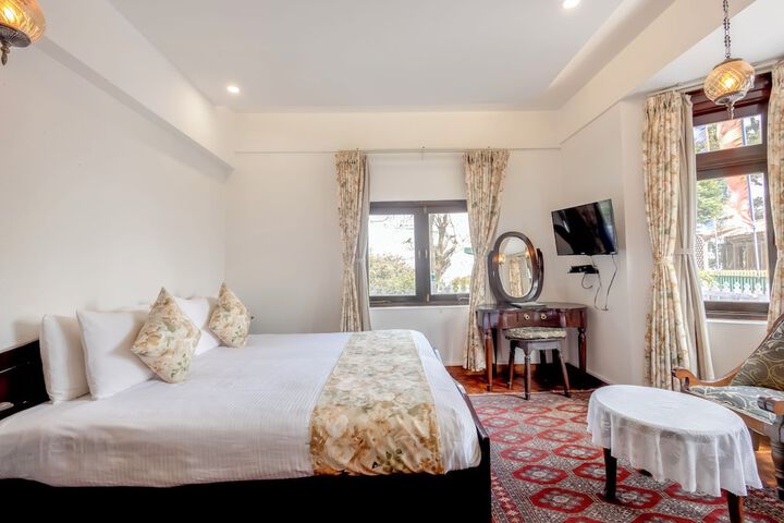 Room 12 of 52