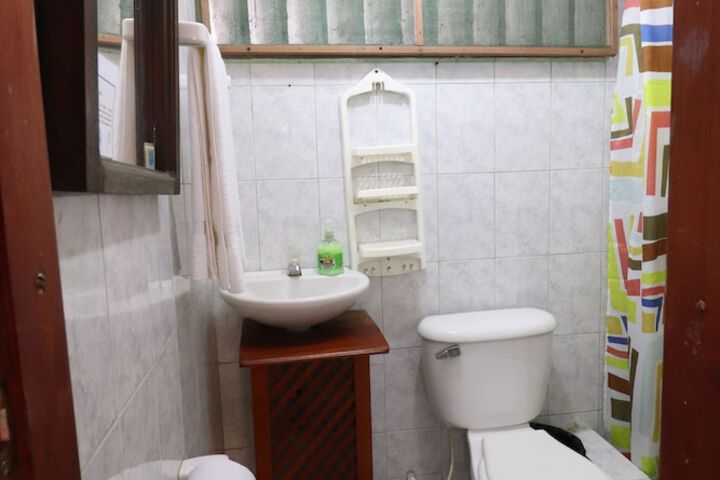 Room 9 of 20