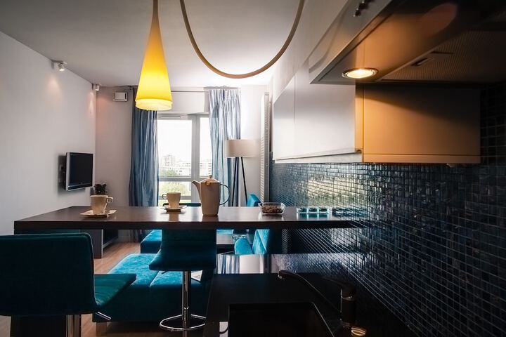 Room 10 of 48