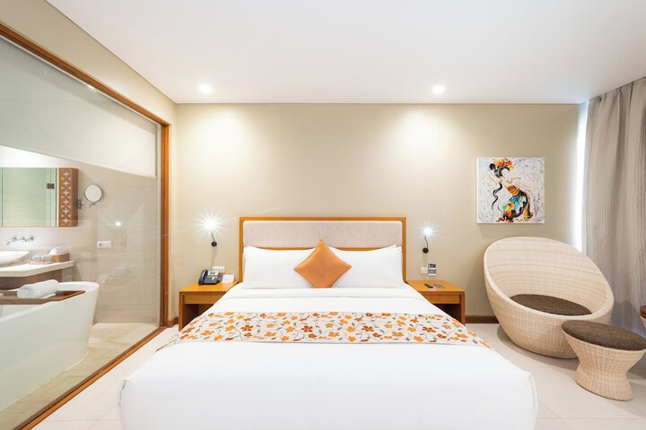 Room 15 of 65