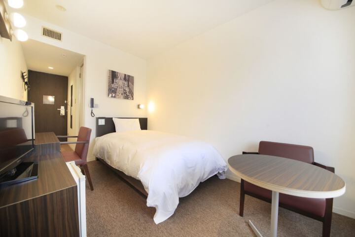 Room 10 of 59