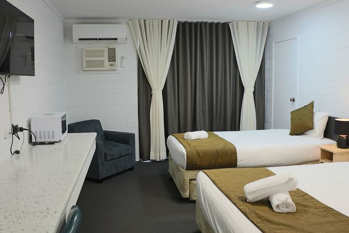 Room 25 of 59