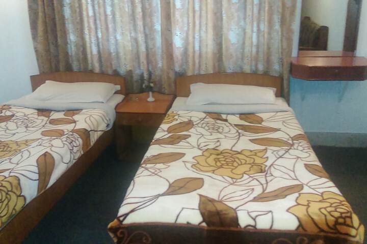 Room 15 of 40