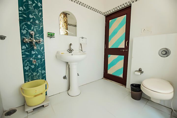 Room 43 of 59