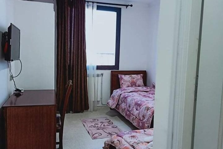 Room 10 of 20