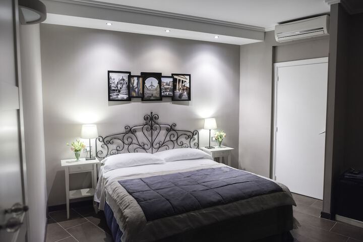 Room 13 of 49