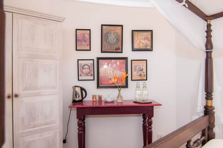Room 19 of 161