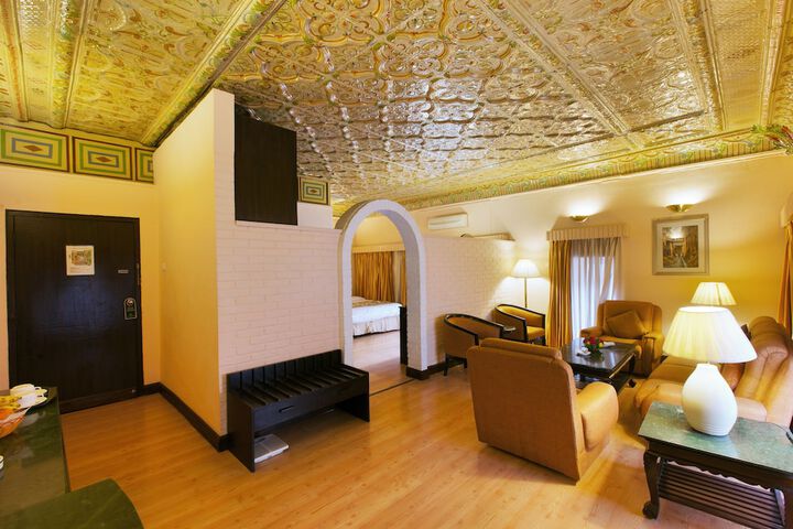 Room 52 of 110