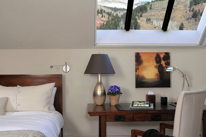 Room 78 of 279