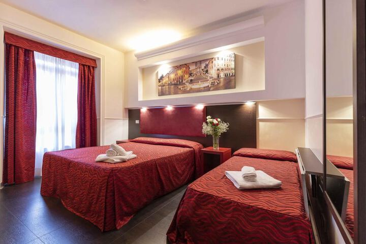 Room 16 of 34