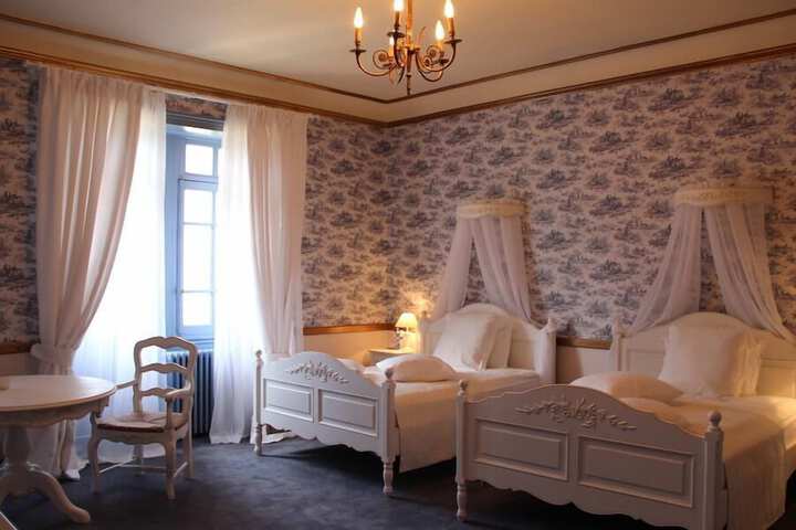 Room 18 of 55