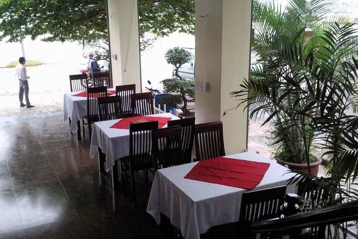 Restaurants