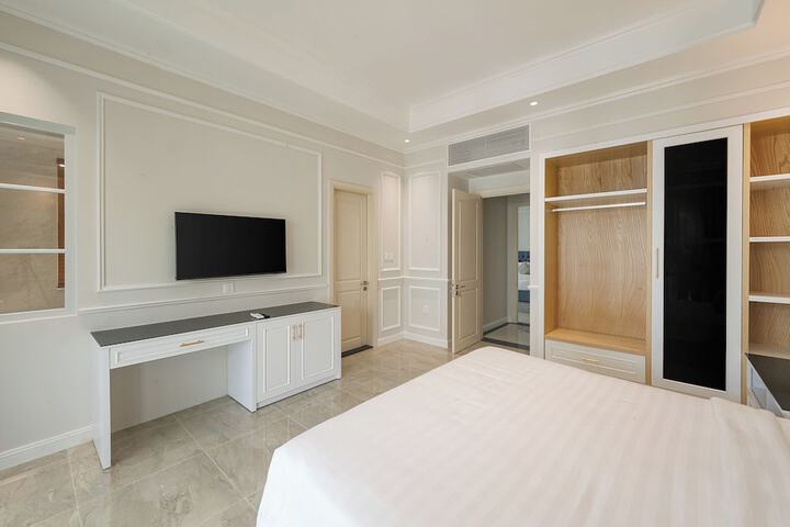 Room 16 of 501