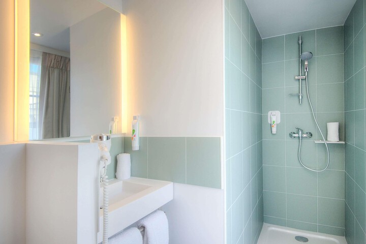 Bath Photo