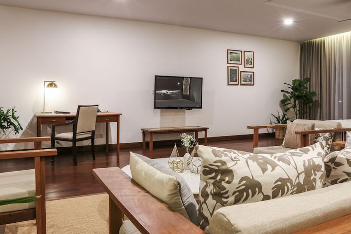 Room 8 of 57