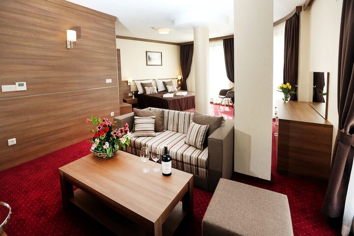 Room 21 of 64