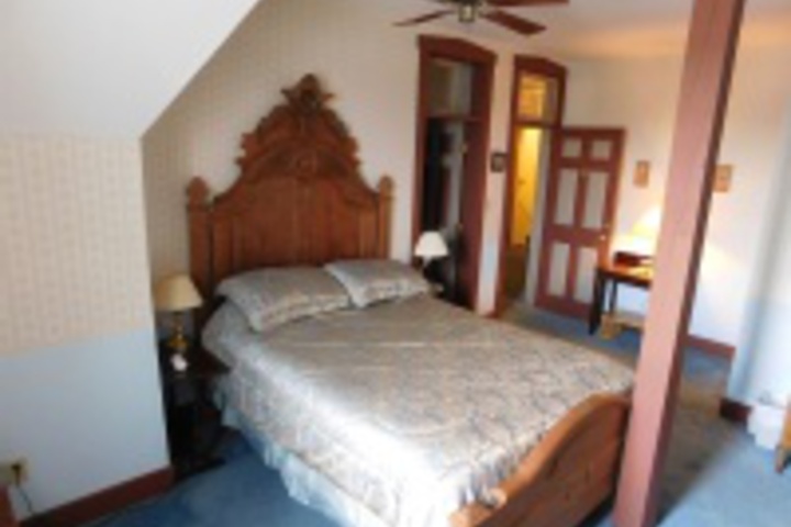 Room 114 of 240