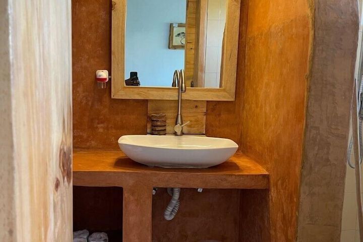 Room 73 of 135
