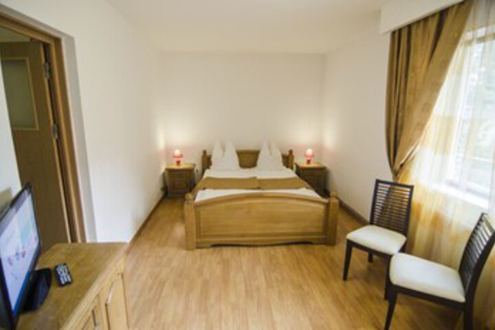 Room 41 of 47