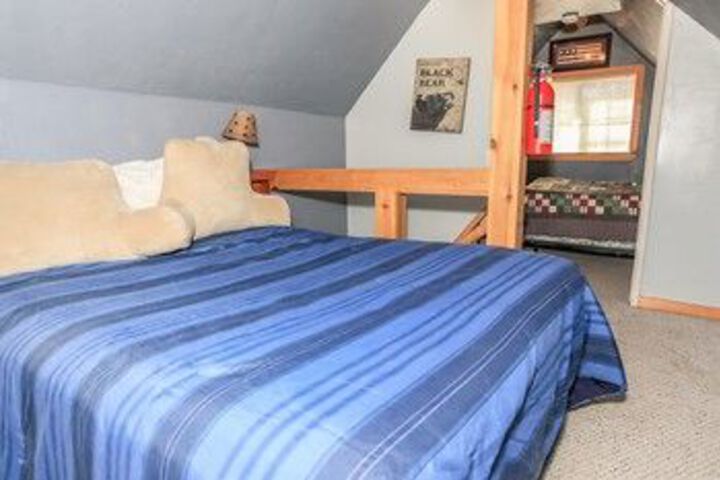 Room 12 of 26