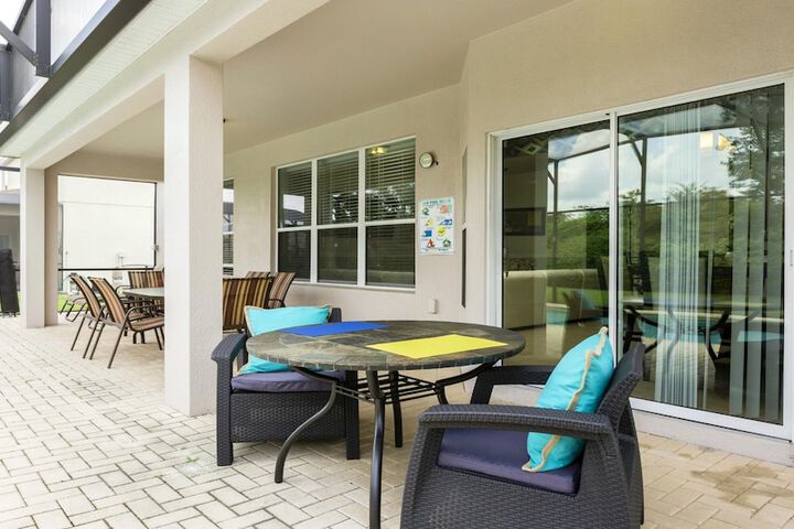 Terrace/Patio 602 of 710