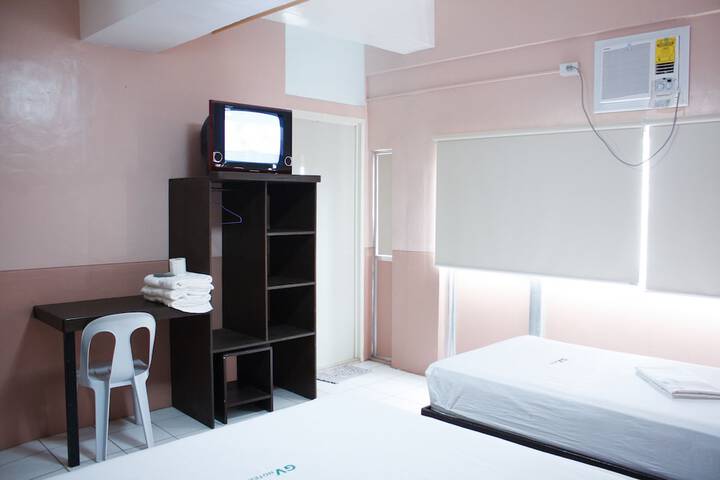 Room 19 of 32